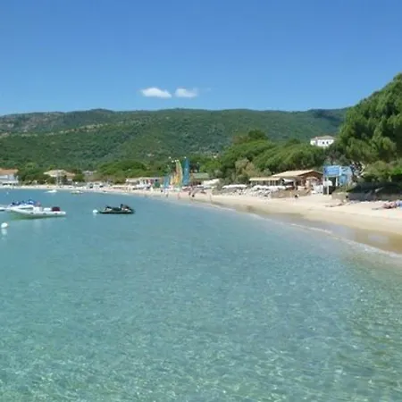 2 Pieces, Terrasse, Parking Prive, Proche Plage, 6 Couchages - - Fr-1-251-547 Apartmán Le Lavandou