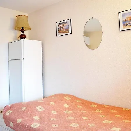 2 Pieces, Terrasse, Parking Prive, Proche Plage, 6 Couchages - - Fr-1-251-547