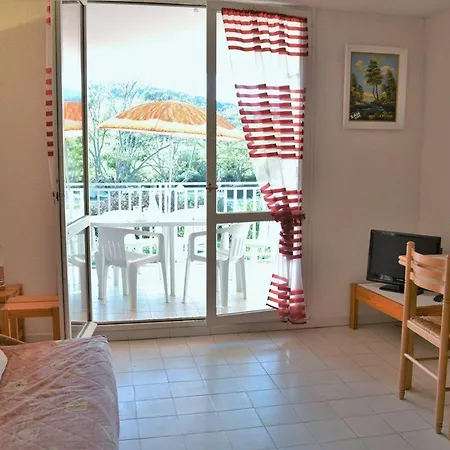 Appartement 2 Pièces, Terrasse, Parking Privé, Proche Plage, 6 Couchages - - Fr-1-251-547 *