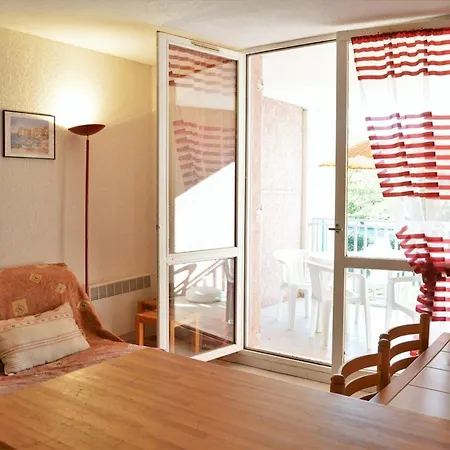 2 Pièces, Terrasse, Parking Privé, Proche Plage, 6 Couchages - - Fr-1-251-547 *