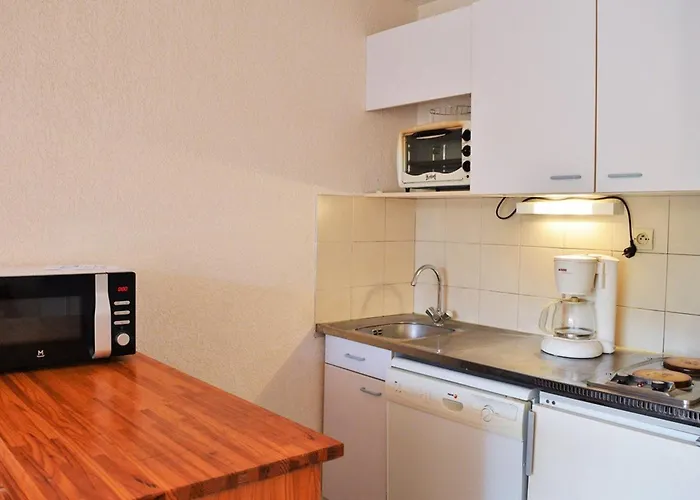 2 Pieces, Terrasse, Parking Prive, Proche Plage, 6 Couchages - - Fr-1-251-547