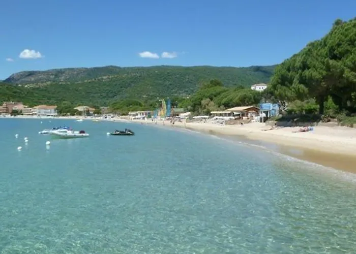 2 Pieces, Terrasse, Parking Prive, Proche Plage, 6 Couchages - - Fr-1-251-547 Lägenhet Le Lavandou