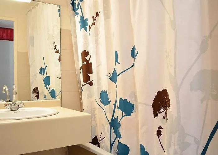 2 Pieces, Terrasse, Parking Prive, Proche Plage, 6 Couchages - - Fr-1-251-547 Le Lavandou