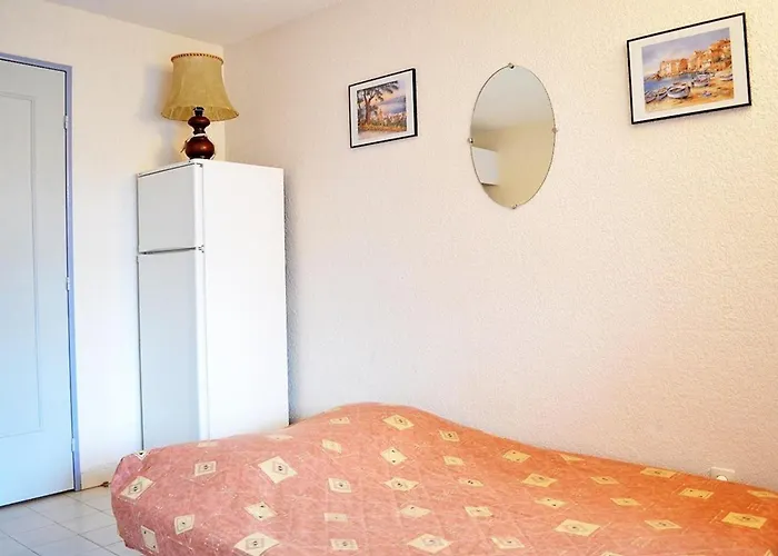 2 Pieces, Terrasse, Parking Prive, Proche Plage, 6 Couchages - - Fr-1-251-547